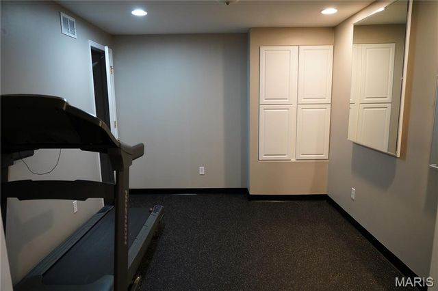 1420 Fenway Drive, Fenton, MO 63026