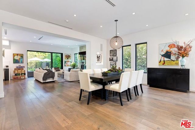 10521 Northvale Road, Los Angeles, CA 90064