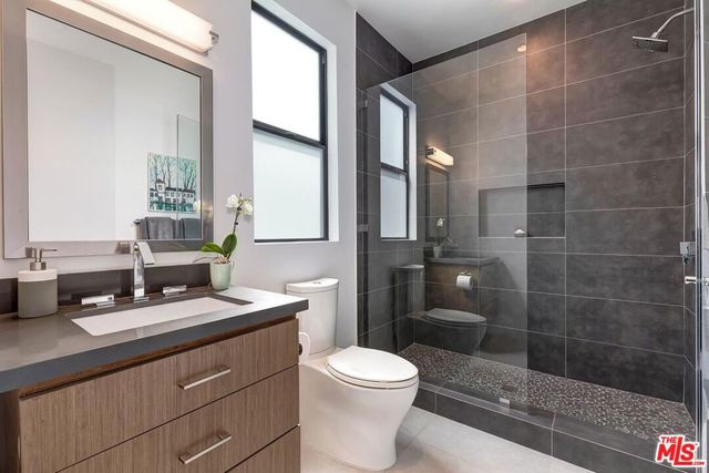 10521 Northvale Road, Los Angeles, CA 90064