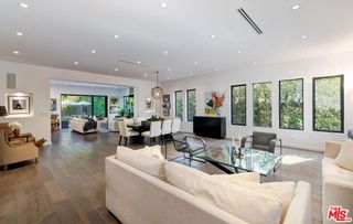 10521 Northvale Road, Los Angeles, CA 90064