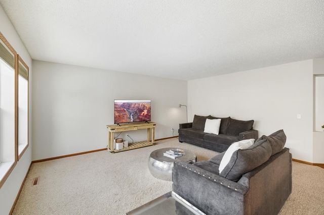 1246 Macey Way, Stillwater, MN 55082