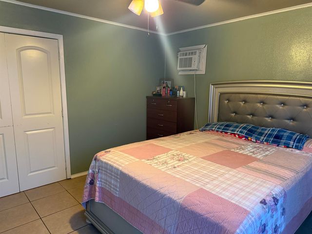 109 Shawnee St, Henderson, TX 75654
