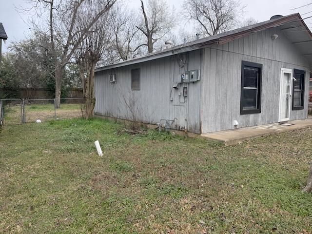 109 Shawnee St, Henderson, TX 75654