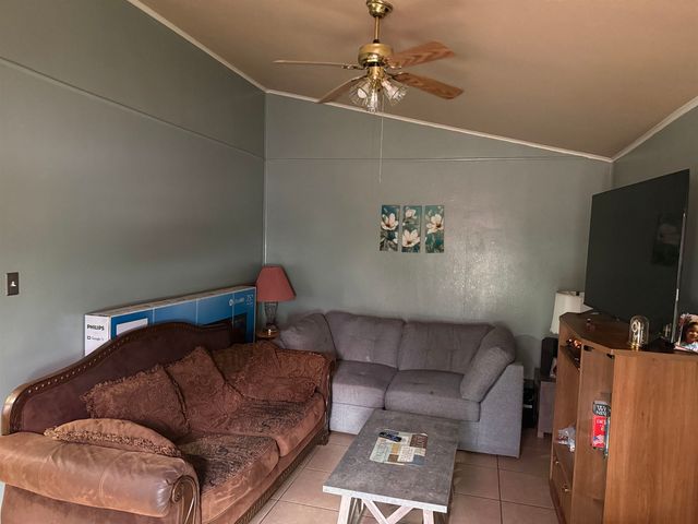 109 Shawnee St, Henderson, TX 75654