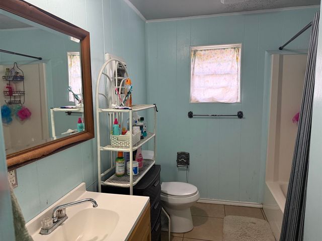 109 Shawnee St, Henderson, TX 75654