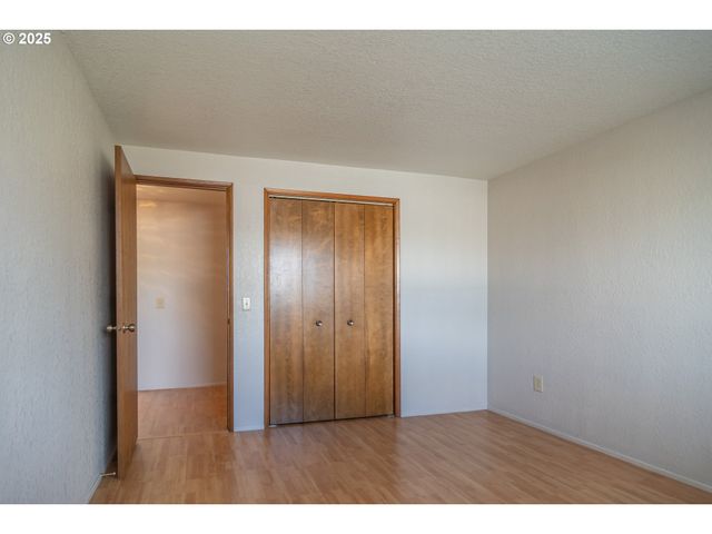 3265 W MOOSE Dr, Roseburg, OR 97471