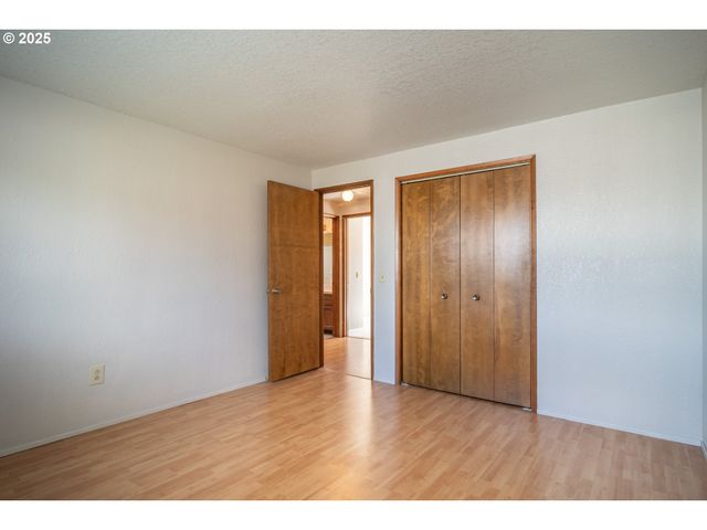 3265 W MOOSE Dr, Roseburg, OR 97471