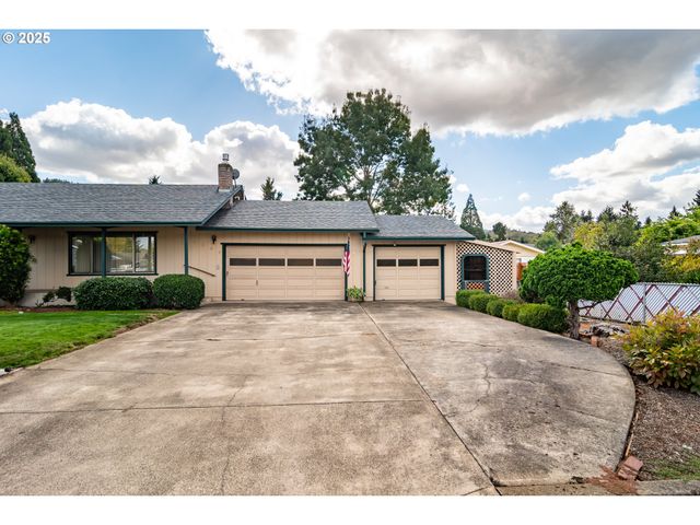 3265 W MOOSE Dr, Roseburg, OR 97471