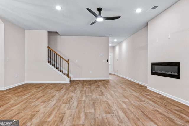 3638 PARKWAY JAMES Drive, Snellville, GA 30039