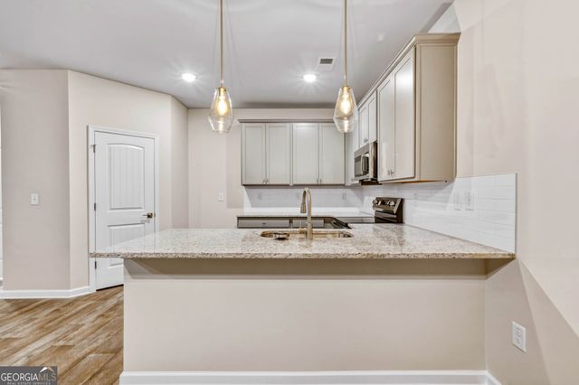 3638 PARKWAY JAMES Drive, Snellville, GA 30039