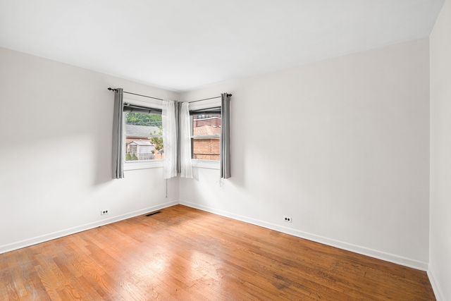 6209 N Caldwell Avenue, Chicago, IL 60646
