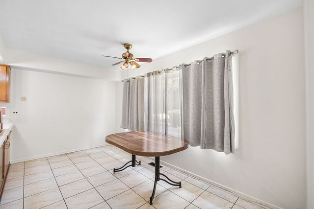 6209 N Caldwell Avenue, Chicago, IL 60646