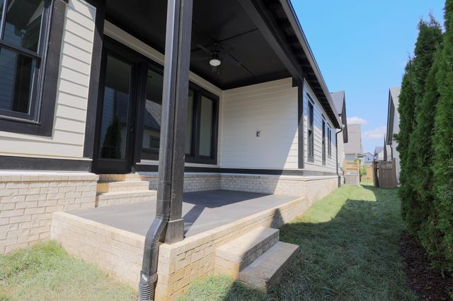 625 Flathead Alley, Thompsons Station, TN 37179