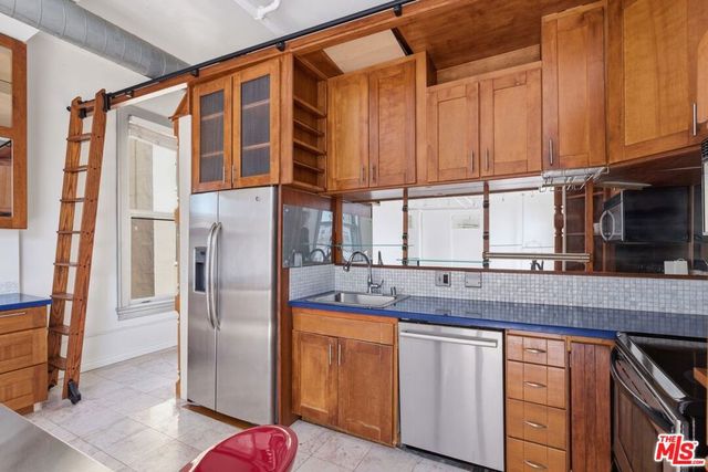 108 W 2nd Street 908, Los Angeles, CA 90012