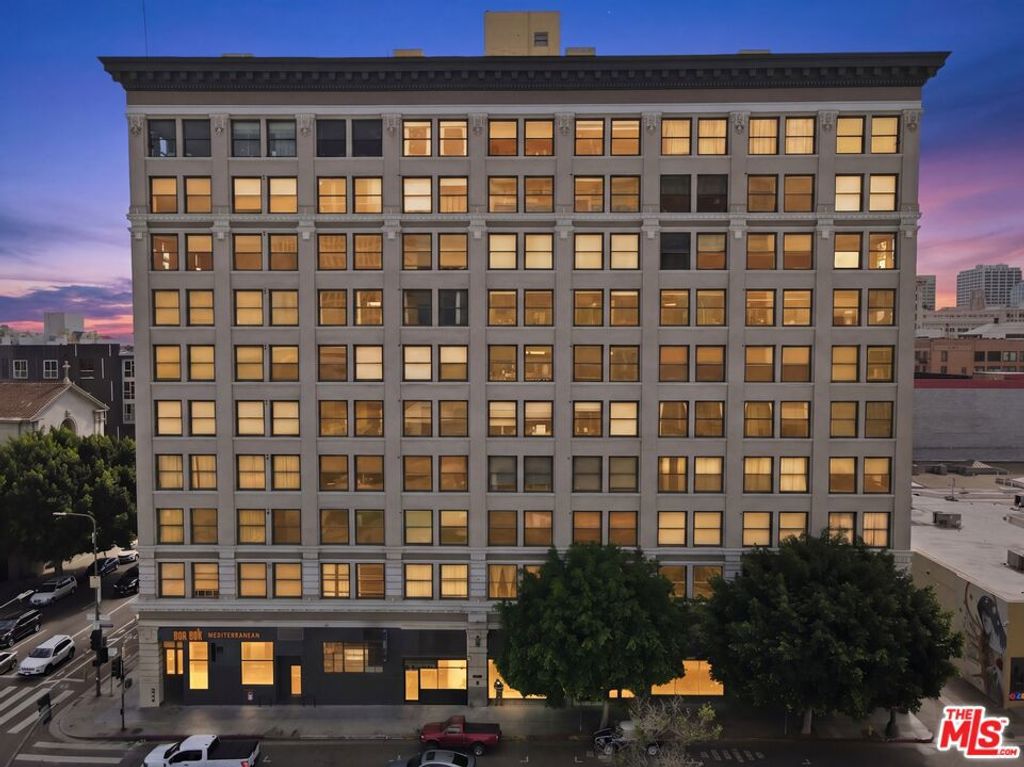 108 W 2nd Street 908, Los Angeles, CA 90012