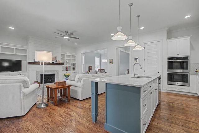 3062 Allenwood Dr, Thompsons Station, TN 37179