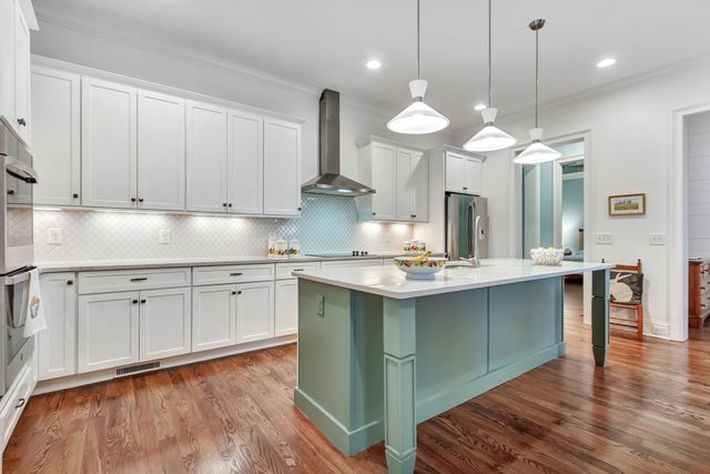 3062 Allenwood Dr, Thompsons Station, TN 37179