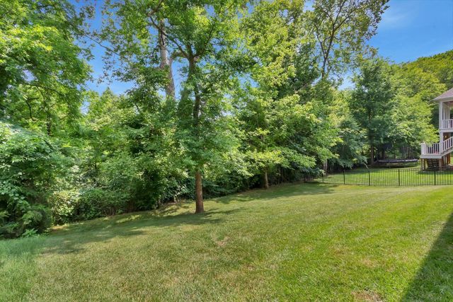 3062 Allenwood Dr, Thompsons Station, TN 37179