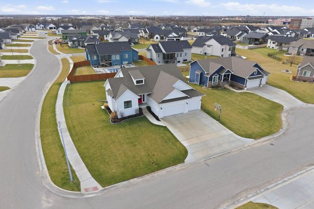 2733 N Eagle Ct, Wichita, KS 67226