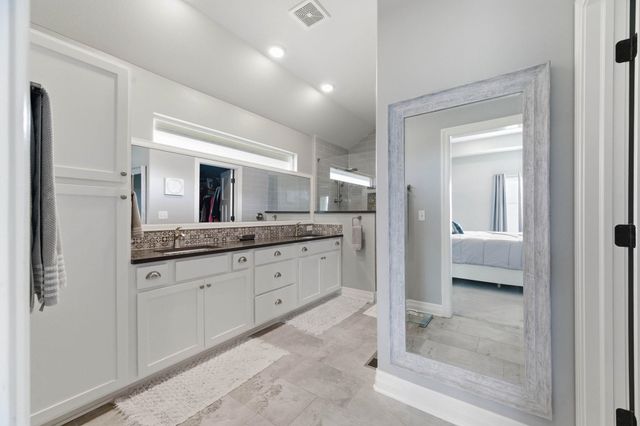 2733 N Eagle Ct, Wichita, KS 67226