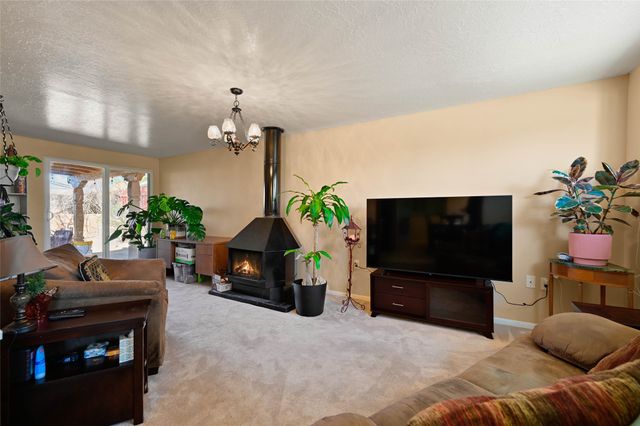 988 Avenida De Las Campanas, Santa Fe, NM 87507