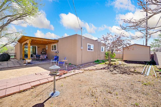 988 Avenida De Las Campanas, Santa Fe, NM 87507