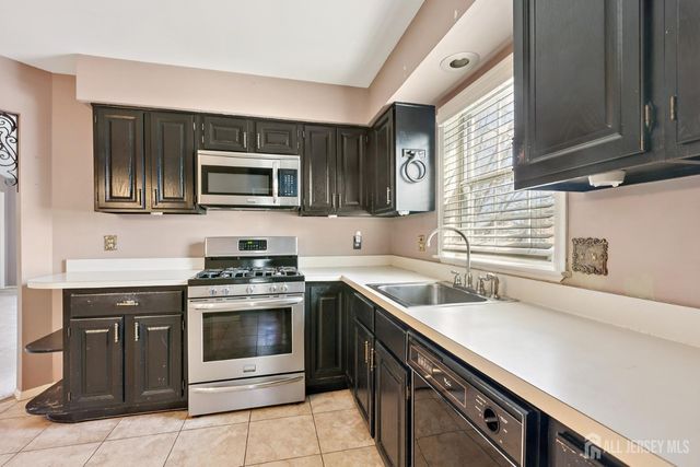 10 Andrew Johnson Drive C, Monroe, NJ 08831