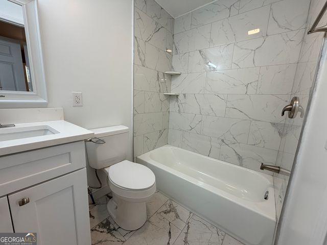 412 Holloway Avenue, Albany, GA 31701