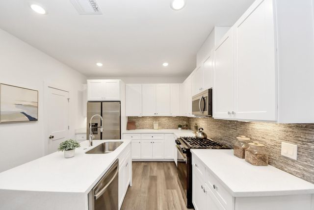 7504 Carver Road D, Houston, TX 77088