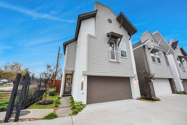 7504 Carver Road D, Houston, TX 77088