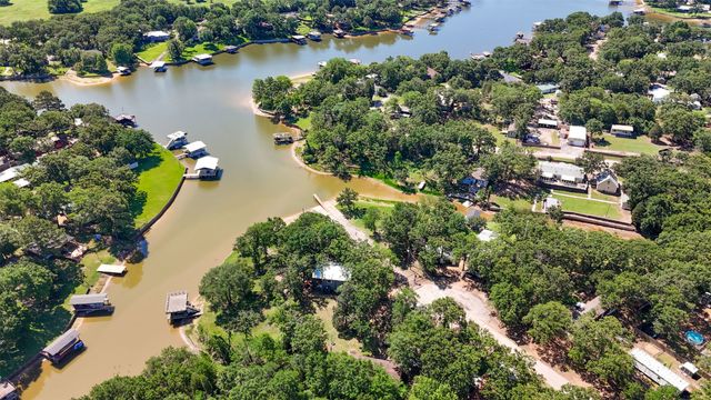 7110 Apache Circle, Mabank, TX 75156