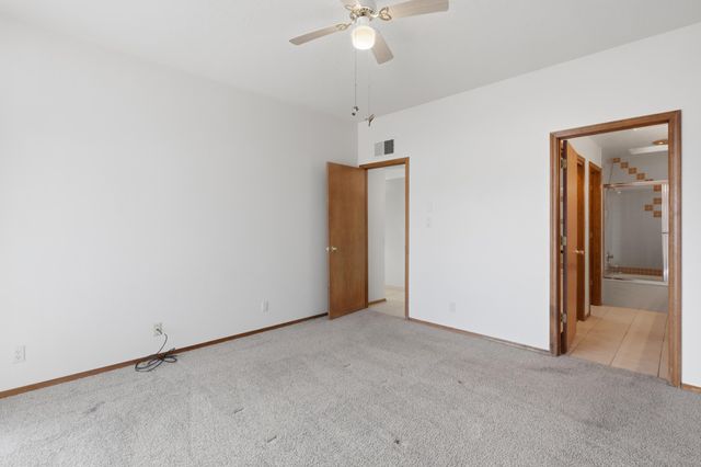 6856 Kelly Ann Road NE, Albuquerque, NM 87109