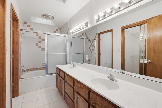 6856 Kelly Ann Road NE, Albuquerque, NM 87109