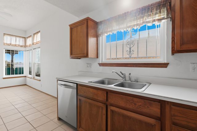 6856 Kelly Ann Road NE, Albuquerque, NM 87109