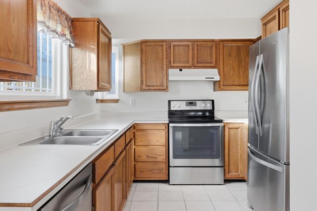 6856 Kelly Ann Road NE, Albuquerque, NM 87109