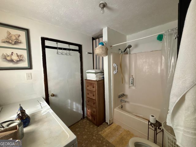 120 Jacks Drive, Lula, GA 30554