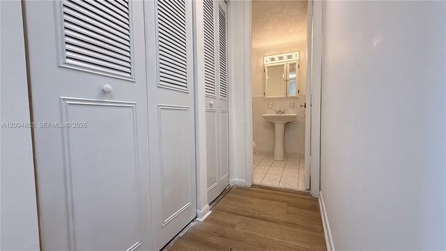 1830 Dixieanna St 404, Hollywood, FL 33020