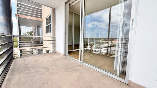 1830 Dixieanna St 404, Hollywood, FL 33020