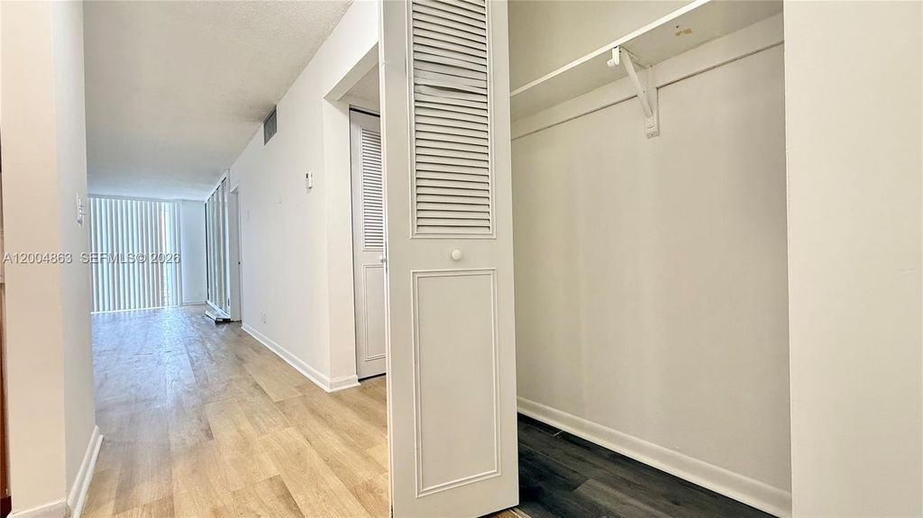 1830 Dixieanna St 404, Hollywood, FL 33020