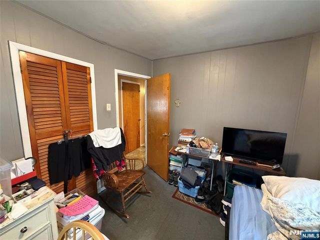 72 Fairview Avenue, Bogota, NJ 07603