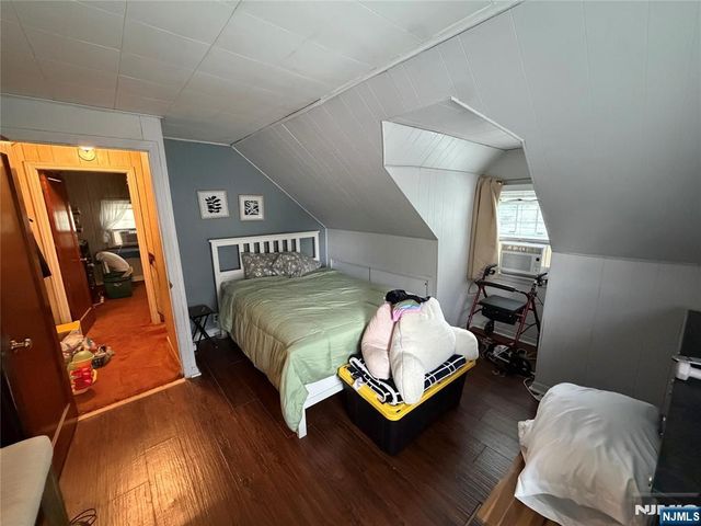 72 Fairview Avenue, Bogota, NJ 07603