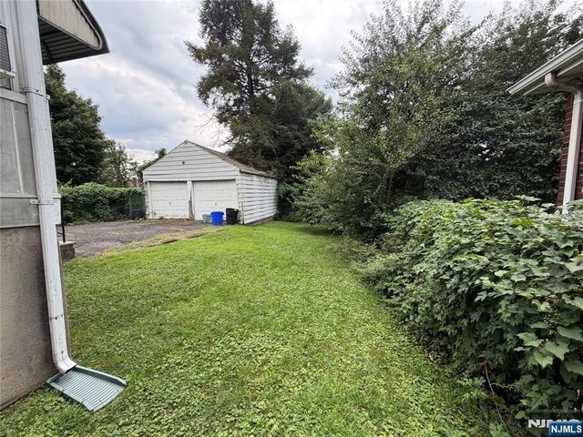 72 Fairview Avenue, Bogota, NJ 07603