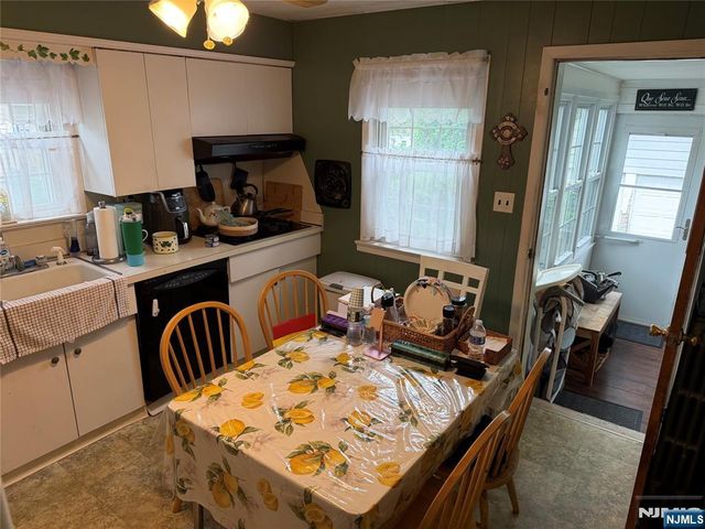 72 Fairview Avenue, Bogota, NJ 07603