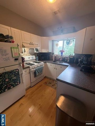 312 Brittany Drive, Wayne, NJ 07470
