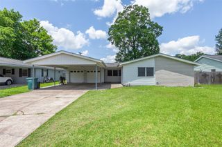 5060 Swallow Drive, Beaumont, TX 77707