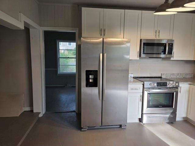 219 Grove Avenue, Lindale, GA 30147