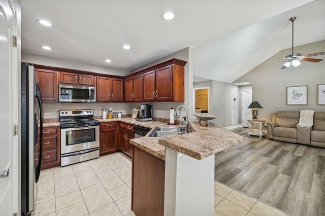 94 Hatfield Drive, Ringgold, GA 30736