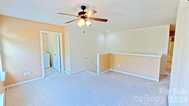 5918 Kelyn Hills Drive, Charlotte, NC 28278