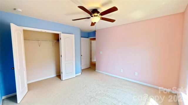 5918 Kelyn Hills Drive, Charlotte, NC 28278
