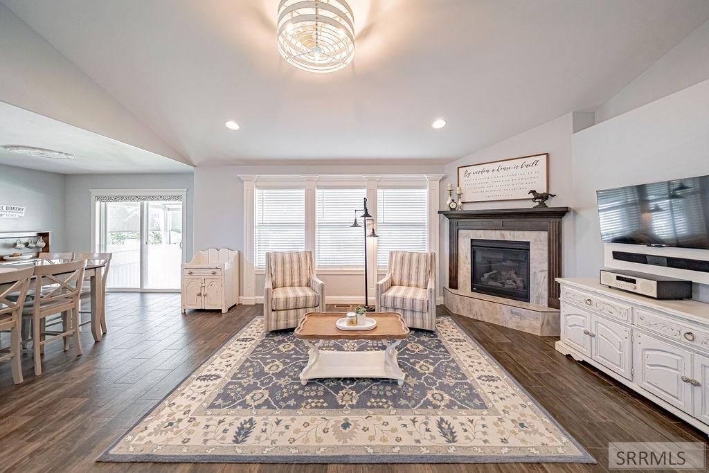 Image 15 of property listing at 6060 Malory Drive, Idaho Falls, ID 83402